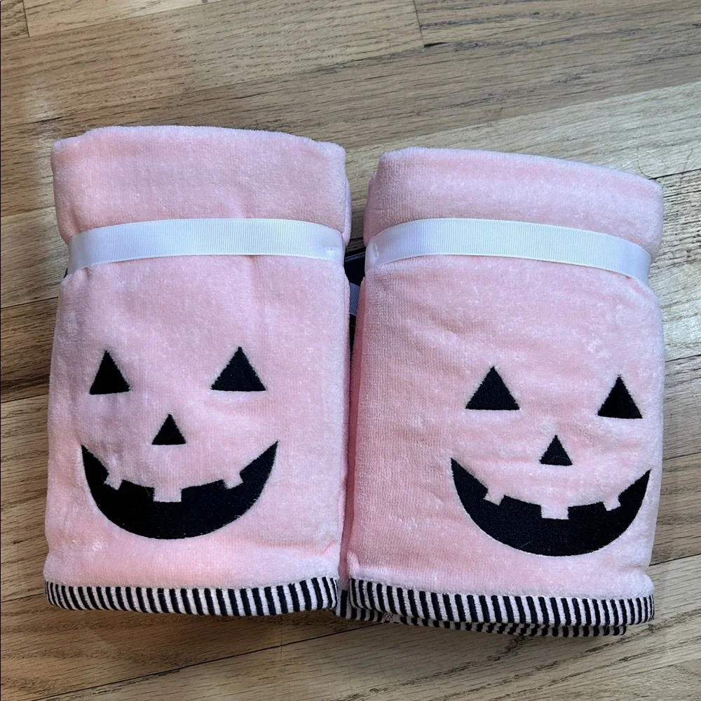 Pink Halloween Pumpkin Towels